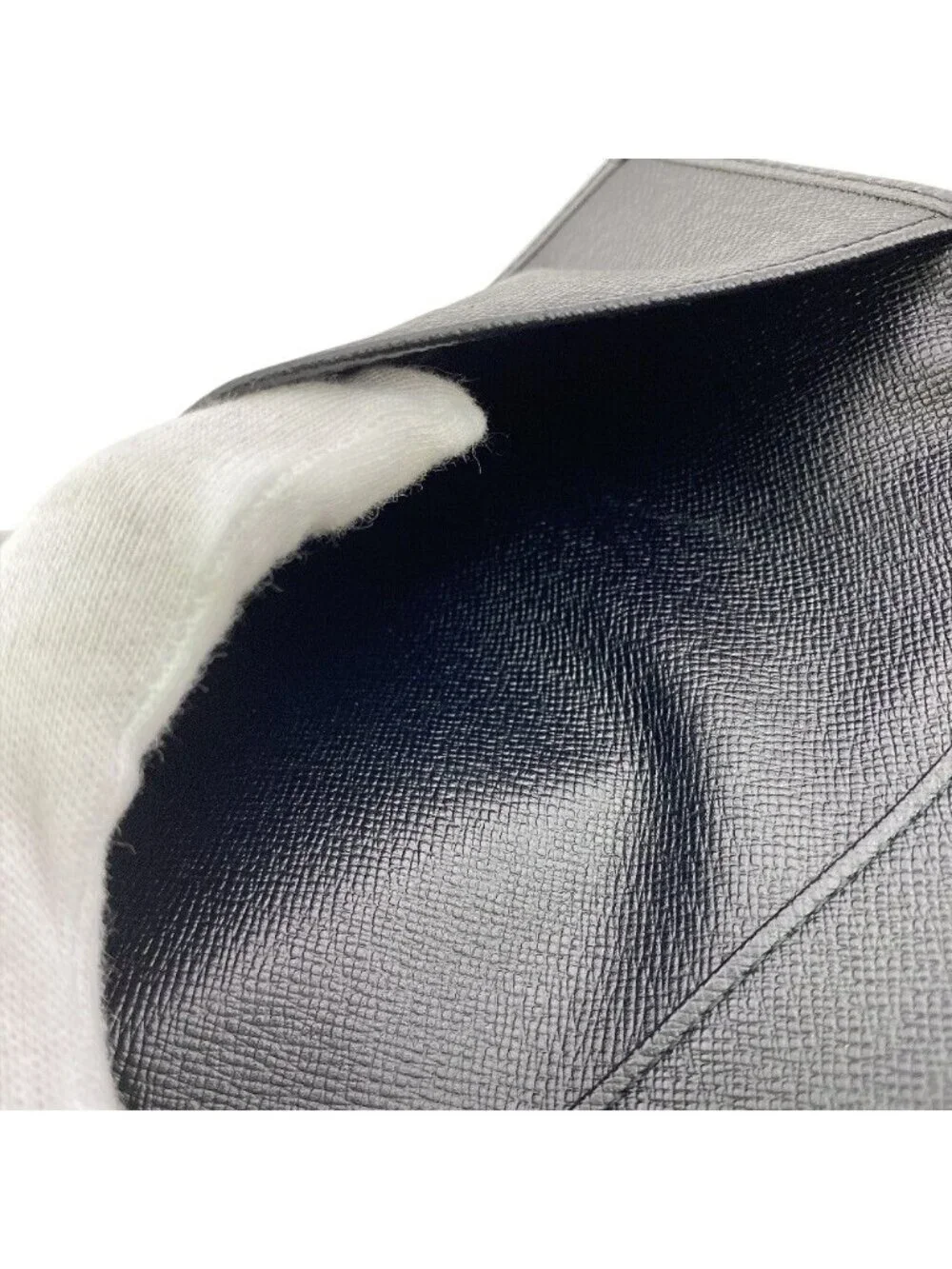 Louis Vuitton Taiga Agenda Poche